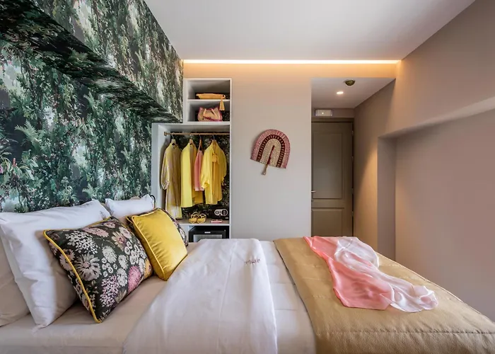 Vespera City Hotel