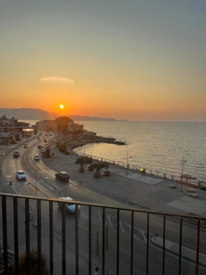 Vespera Hotel *